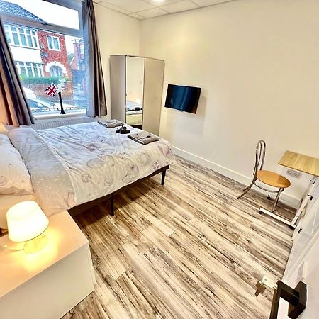 Lux En-Suite Coop Arena Mancity Stadium Piccadilly Manchester Extérieur photo
