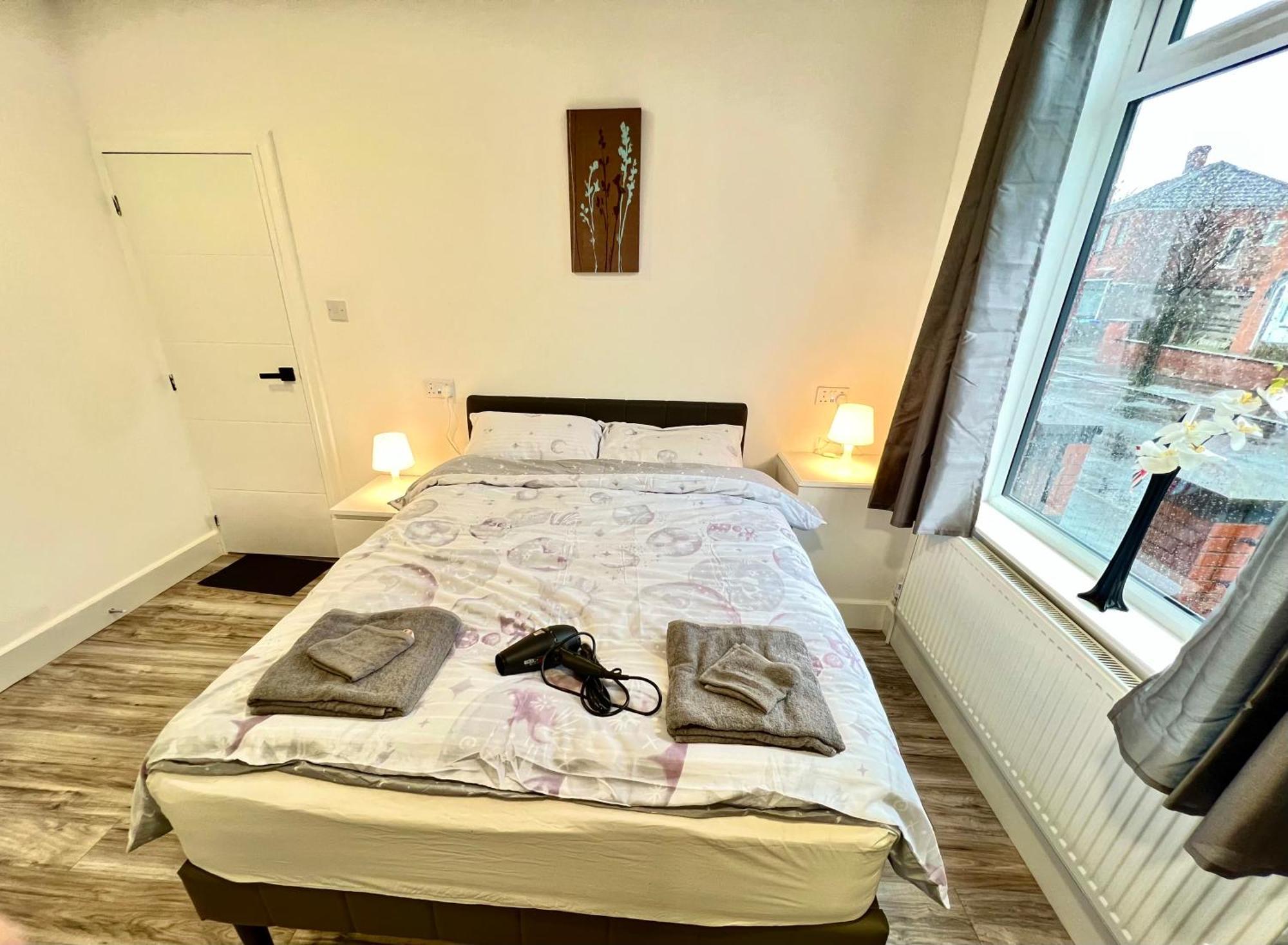 Lux En-Suite Coop Arena Mancity Stadium Piccadilly Manchester Extérieur photo